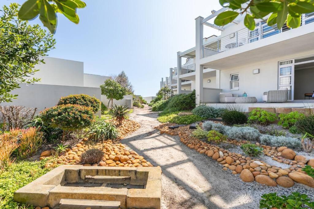 Stunning 2 Bedroom, Big Bay, Bona Views Apartment Cape Town